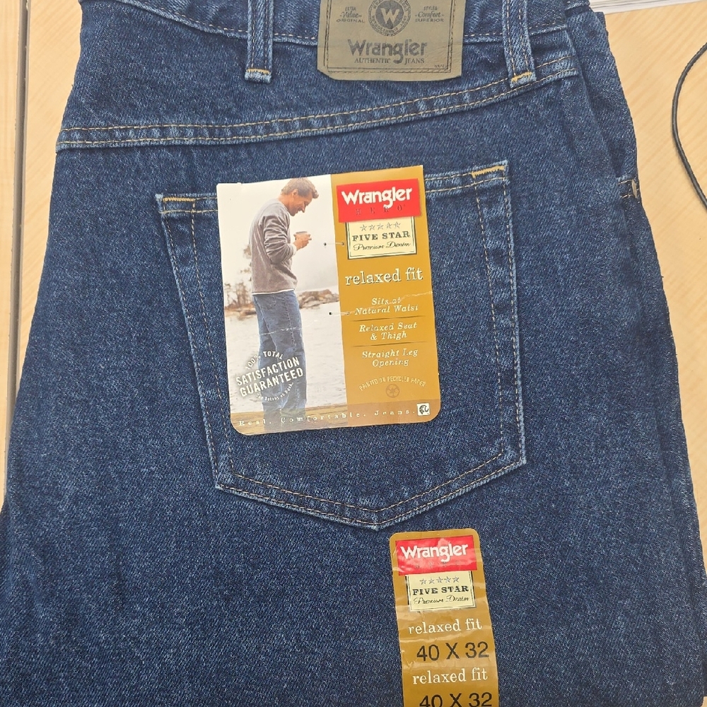 Wrangler Men's Relaxed Fit Jeans - Dark Blue